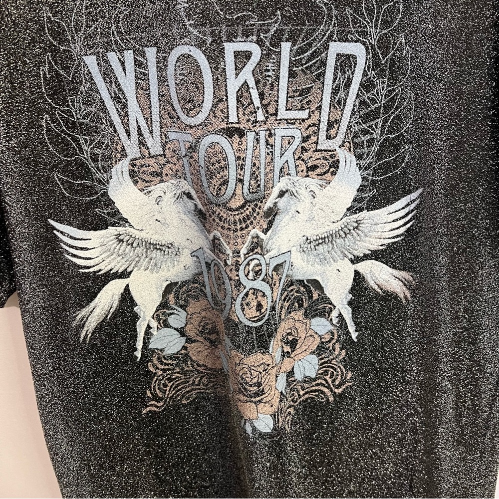 Altar'd State M Shimmer Glitter World Tour 1987 Oversized Tee Pegasus Grunge - Picture 5 of 8